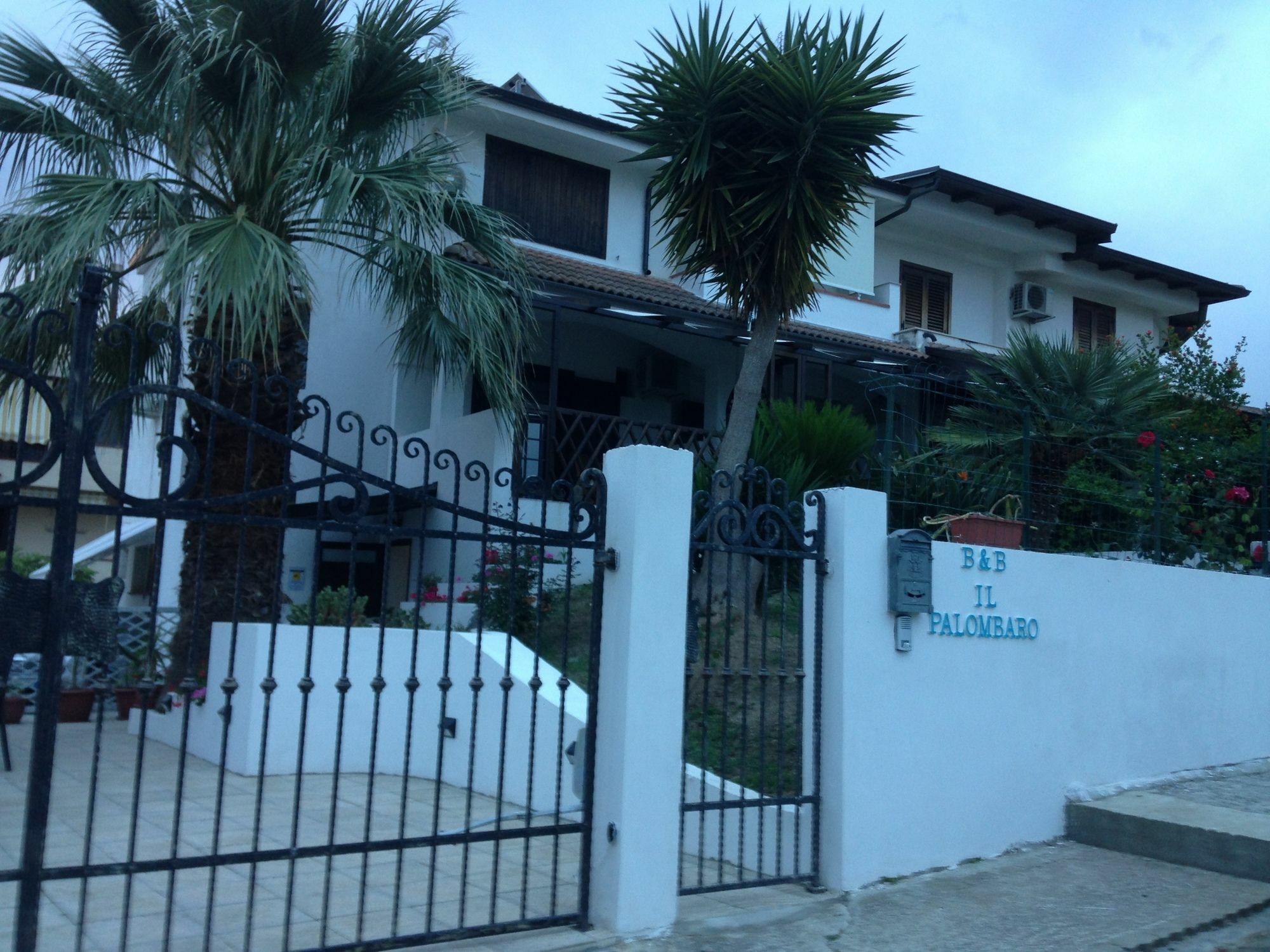 Il Palombaro Bed & Breakfast Тропеа Екстериор снимка