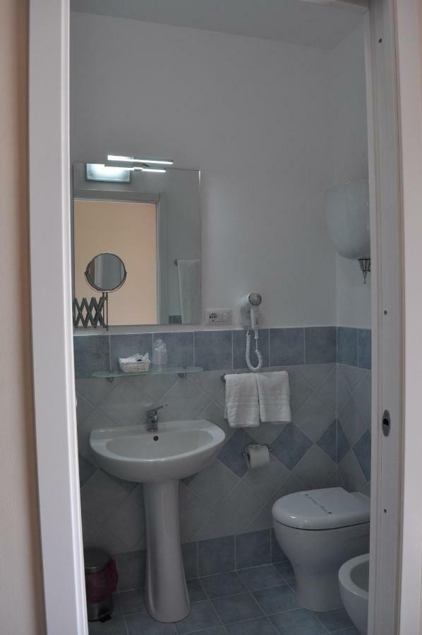 Il Palombaro Bed & Breakfast Тропеа Екстериор снимка